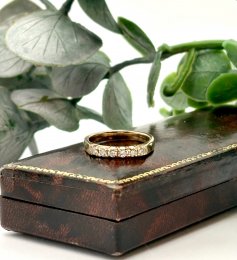 Second hand ring 18k guld diamanter 0,36ct