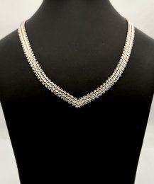 Second hand halsband i äkta silver