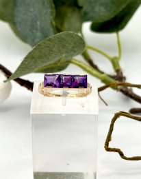 Vintage ring 18k guld ametister strl 17,5