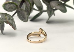 Second hand ring 18k guld Cubik Zirkonia Strl 17,5