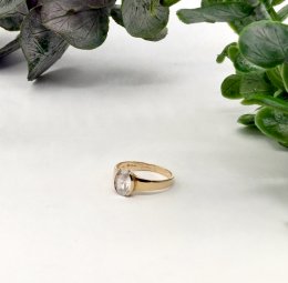 Second hand ring 18k guld Cubik Cirkonia strl 16,75