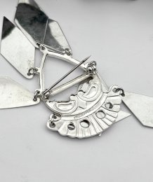 Vintage dräktsmycke äkta silver