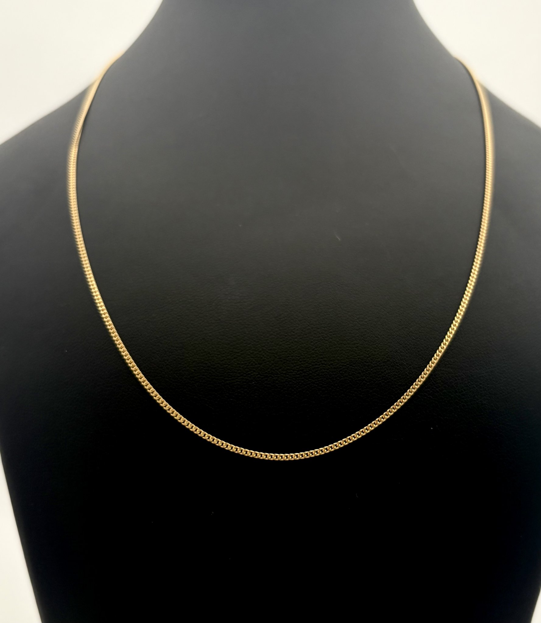 Second hand halsband smal pasnarlänk 18k guld 4,7g 60cm