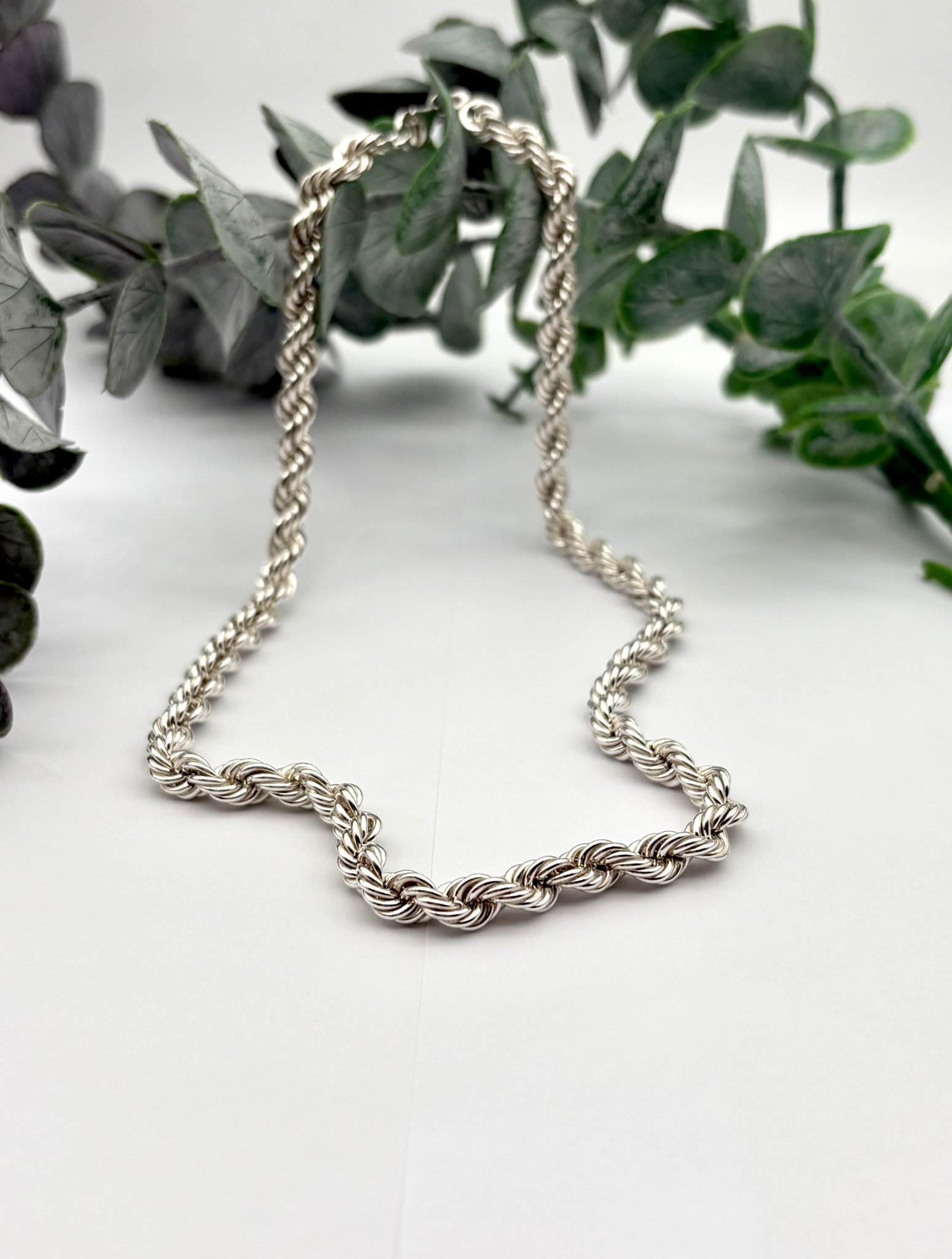 Second hand halsband äkta silver